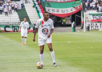 El exfutbolista Jhon Viáfara sufrió accidente de tránsito