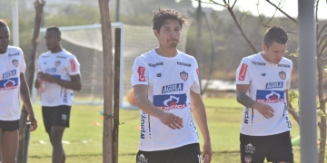 La comparación que hicieron entre Matías Fernández y el Pibe Valderrama