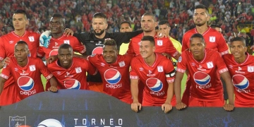 ¿Qué pasa con Jhonier Viveros? Uno más y sigue sin contar para partidos oficiales