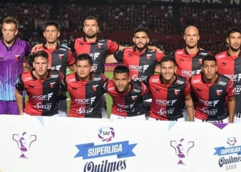Todos los colombianos juegan y el Colón de Santa Fe de Julio Comesaña no arranca