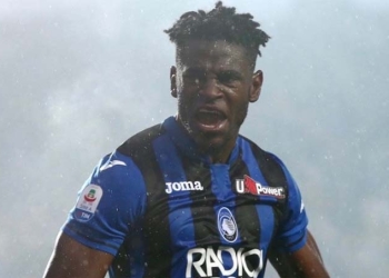 Director Deportivo de Atalanta ve lejana una salida de Duván Zapata