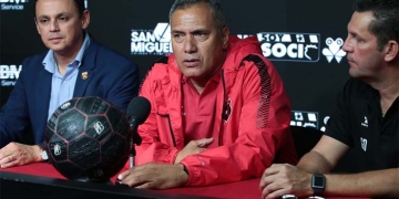 ¿Santa Fe, Hernán Torres? El DT ya respondió a la oferta