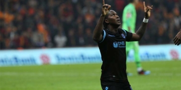 Tremendo blooper de Hugo Rodallega: ¡Se le olvidaron las reglas!