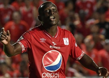 ¿Jonny Mosquera se va de América de Cali antes de lo planeado?