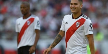 ¿Aló, River? ¡Ajax busca a Juan Fernando Quintero!
