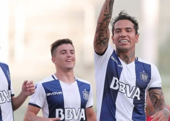 Gol de Dayro Moreno frente a San Martín de San Juan