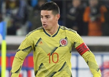 Carlo Ancelotti espera a James “con la camiseta azul”