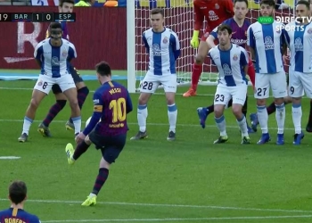 ¡Lionel Messi inventó el tiro libre a lo Panenka!