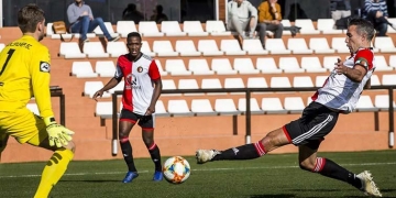 Luis Sinisterra, Feyenoord y un partido histórico para Robin van Persie