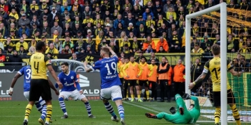 El Schalke 04 se burló del Borussia Dortmund en redes sociales