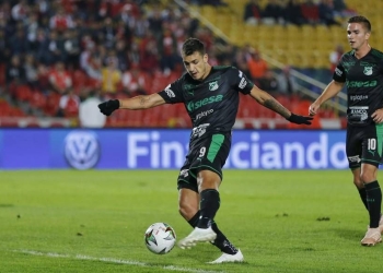 Juan Dinenno no se irá este semestre del Deportivo Cali
