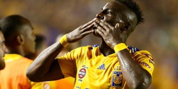 Acusaron a goleador colombiano de agredir a su primo con un tenedor y así reaccionó