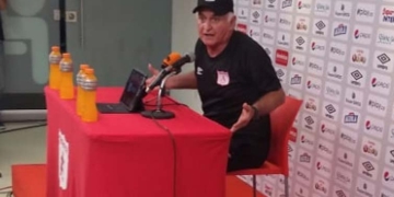 Carlos Sierra rompió un mito sobre la salida de Pecoso Castro de América de Cali
