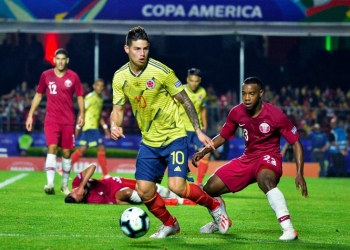 Camilo Zúñiga aconseja a James Rodríguez para que firme con el Napoli