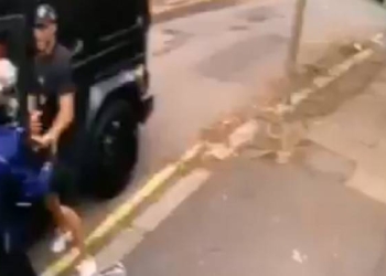 ¡Todos queremos un amigo como Sead Kolašinac!