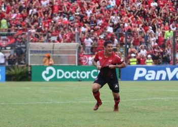 Vila Nova 0 vs 1 Bragantino por el Brasileirao B