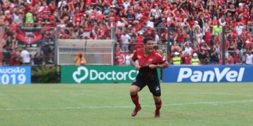 Vila Nova 0 vs 1 Bragantino por el Brasileirao B