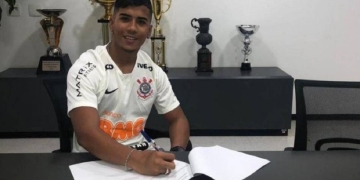 Famoso en YouTube, Corinthians lo fichó: La historia de Juan David Torres