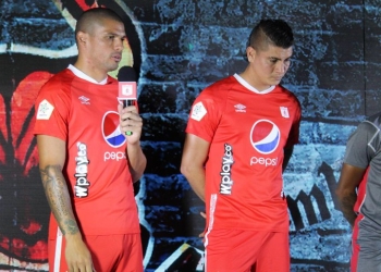 Umbro presenta la nueva indumentaria del América de Cali