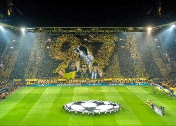 10 coreografías de hinchadas que embellecen el fútbol