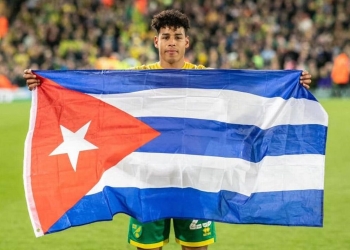 El primer futbolista cubano en la historia de la Premier League