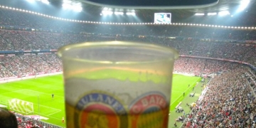 ¿Un sistema prepago para comprar cerveza en el estadio? En Alemania ya lo pensaron