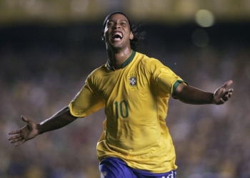 Cinco jóvenes talentos conocerán a Ronaldinho en su visita a Colombia