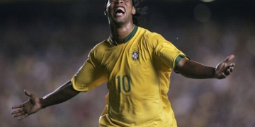 Cinco jóvenes talentos conocerán a Ronaldinho en su visita a Colombia