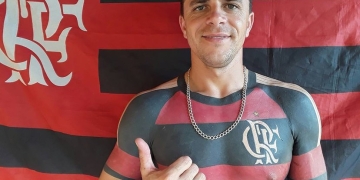 La historia del hincha que se tatuó toda la camiseta de su equipo