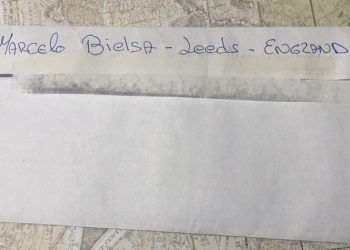 Marcelo Bielsa respondió a una invitación de matrimonio hecha por un hincha del Leeds