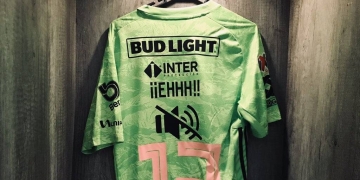 El mensaje que tenía la camiseta de Camilo Vargas en la Liga MX