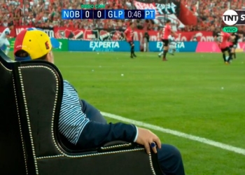 A Diego Maradona le dejaron un trono en el estadio de Newell’s Old Boys