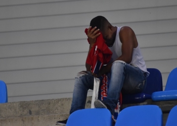 El hincha del Unión Magdalena que llora por la crisis de su equipo