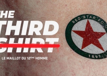 ¡En lugar de sacar una tercera camiseta presentó un tatuaje para protestar!