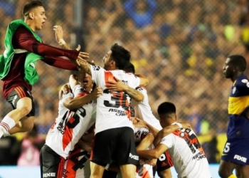River le consiguió trabajo al encargado de seguridad que festejó con ellos en La Bombonera