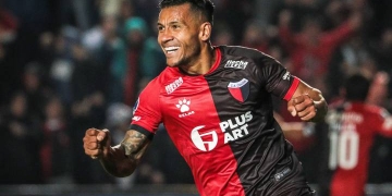 Wilson Morelo, todo un crack con los hinchas de Colón