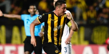 Peñarol 2 vs 1 Plaza Colonia por la Primera División de Uruguay