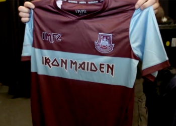 Camiseta especial del West Ham y Iron Maiden