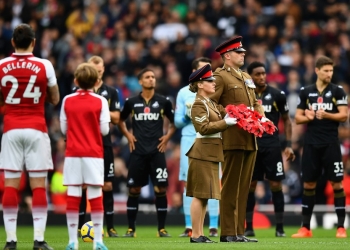 La tradición de amapola roja en las camisetas de la Premier League