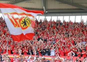 La afición del Unión Berlín “sangra” por su club