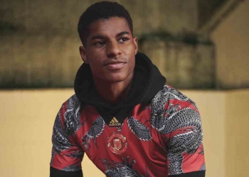 Manchester United y adidas presentan kit por el Año Nuevo chino