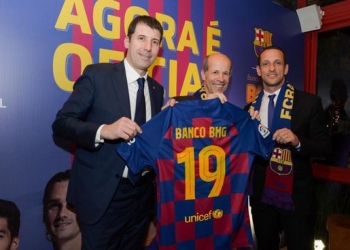 El FC Barcelona estrena patrocinador exclusivo para Brasil