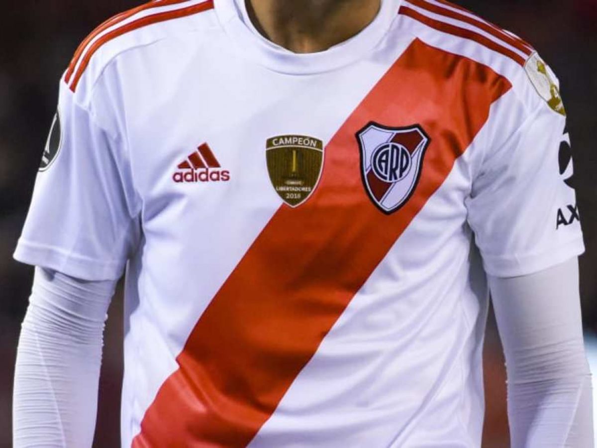 ropa deportiva de river plate adidas