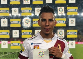 Cruz Azul presentó a Alex Castro