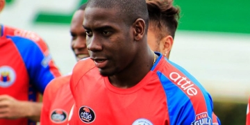 La llegada de Geisson Perea a Nacional está en suspenso