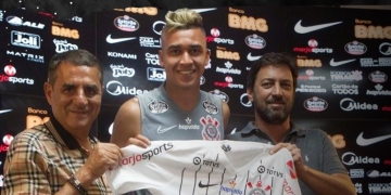 Llenan de elogios a Víctor Cantillo en Corinthians