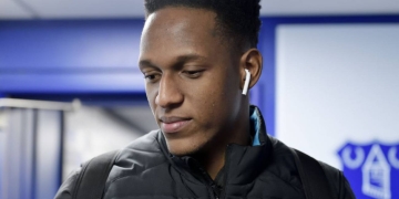 ¿No era mejor que Yerry Mina  jugara contra Chelsea?