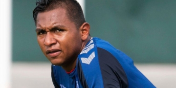 Castigaron a Alfredo Morelos en el Rangers