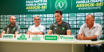 Sobreviviente de la tragedia aérea de Chapecoense ahora es directivo del club