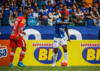 Luis Manuel Orejuela admite que puede salir de Cruzeiro